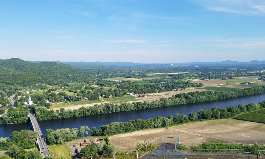 Mount Sugarloaf State Reservation, Massachusetts, USA